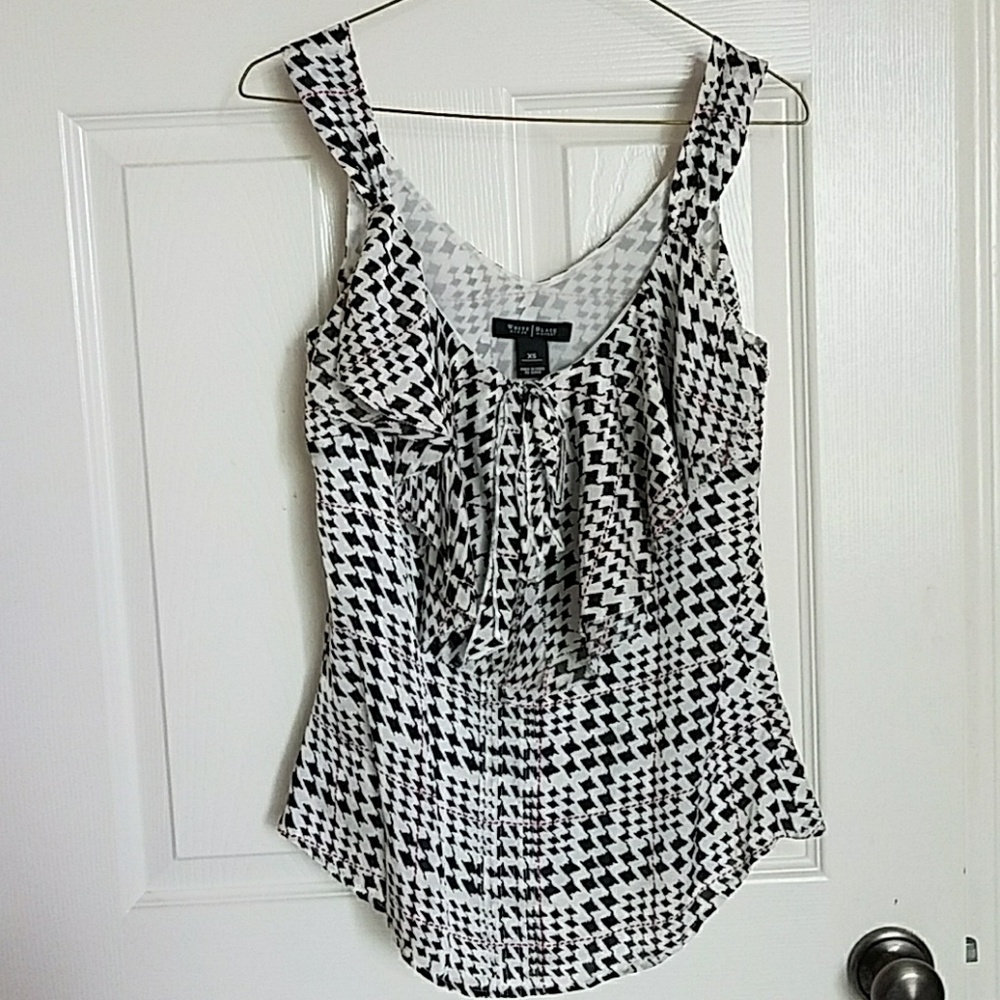 White house black market blouse with ruffles